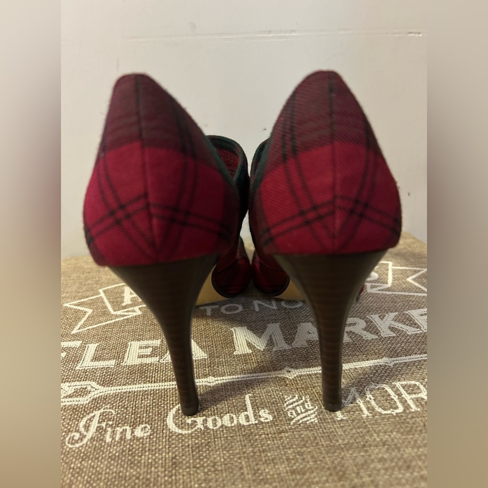 Ann Marino Red and Green Plaid Heels Size 6.5 - Picture 5 of 7